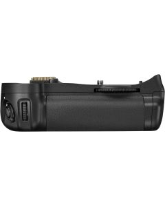 Nikon MB-D10 Multi Power Battery Pack for Nikon D300 & D700 Digital SLR Cameras - Retail Packaging